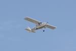 N3032R @ KSRQ - Cessna Skycatcher departs Sarasota-Bradenton International Airport - by Suncoast Spotter