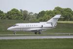 N988RS @ KSRQ - Raytheon Hawker 800 taxis for departure at Sarasota-Bradenton International Airport