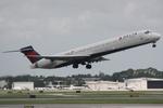 N918DH @ KSRQ - Delta departs SRQ - by Suncoast Spotter