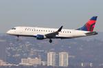 N262SY @ KLAX - SKW/DAL E175 zx smf-lax - by FloridaMetal