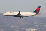 N299SY @ KLAX - SKW/DAL E175 zx boi-lax - by FloridaMetal