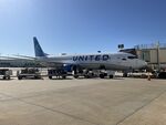 N17229 @ KRSW - United Boeing 737 at the gate at RSW - by Suncoast Spotter
