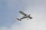 N3032R @ KSRQ - Cessna Skycatcher departs Sarasota-Bradenton International Airport - by Suncoast Spotter