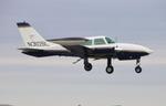 N310SL @ KORL - C310R zx tcb-orl - by FloridaMetal