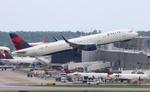 N307DX @ KATL - DAL A321 zx atl-grr - by FloridaMetal