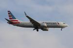 N324RA @ KORD - AAL 737-8 zx sna-ord - by FloridaMetal