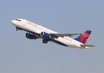N325US @ KLAX - DAL A320 zx lax-aus - by FloridaMetal