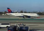 N325US @ KLAX - DAL A320 zx lax-sfo - by FloridaMetal