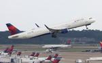 N329DN @ KATL - DAL A321 zx atl-den - by FloridaMetal