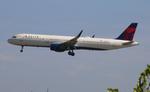 N336DX @ KATL - DAL A321 zxx msp-atl - by FloridaMetal