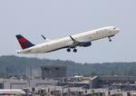 N331DN @ KATL - DAL A321 zx atl-slc - by FloridaMetal