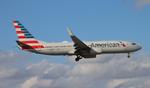 N355PU @ KMIA - AAL 738 zx kin, mkjp-mia - by FloridaMetal