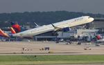N361DN @ KATL - DAL A321 zx atl-pwm - by FloridaMetal