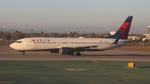 N379DA @ KLAX - DAL 738 zx lax-bna - by FloridaMetal