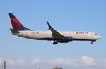 N397DA @ KMIA - DAL 738 zx bos-mia - by FloridaMetal