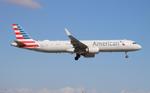 N454AL @ KMIA - AAL A321N zx clt-mia - by FloridaMetal