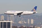 N469UA @ KLAX - UAL A320 oc zx sea-lax - by FloridaMetal