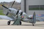 G-LFIX @ EGTK - Oxford - by Chris Hall