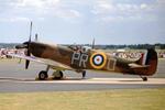 AR213 @ EGUN - AR213 (G-AIST) 1941 VS Spitfire la RAF Mildenhall 05.90(1)