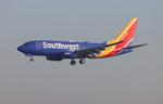N488WN @ KLAX - SWA 737 zx aus-lax - by FloridaMetal