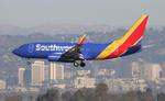 N499WN @ KLAX - SWA 737 zx oak-lax - by FloridaMetal