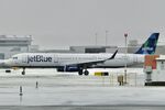N977JE @ KSFO - Departing runway 10 SFO 2025 - by Clayton Eddy