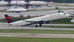 N526DE @ KATL - DAL A321N zx atl-jfk - by FloridaMetal