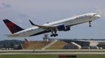 N549US @ KATL - DAL 752 zx atl-bwi - by FloridaMetal