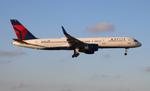 N556NW @ KMIA - DAL 752 zx atl-mia - by FloridaMetal