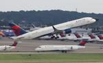 N552NW @ KATL - DAL 752 zx atl-lax - by FloridaMetal