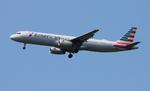 N563UW @ KORD - AAL A321 zx phx-ord - by FloridaMetal