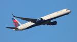 N587NW @ KMCO - DAL 753 zx mco-msp - by FloridaMetal