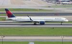N582NW @ KATL - DAL 753 zx san-atl - by FloridaMetal