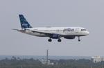 N599JB @ KFLL - JBU A320 zx cun, mmun-fll - by FloridaMetal