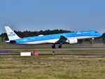PH-NXP @ LFBD - Amsterdam (AMS)	Bordeaux (BOD)	KL1441 - by Jean Christophe Ravon - FRENCHSKY