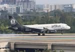 N633JB @ KFLL - JBU A320 Nets zx mde, skrg-fll - by FloridaMetal