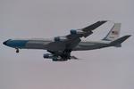 72-7000 @ LOWW - US Airforce 707-300