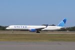 N75853 @ KMCO - Boeing 757-324 - by Mark Pasqualino
