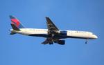 N680DA @ KMCO - DAL 752 zx msp-mco - by FloridaMetal