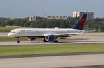 N682DA @ KATL - DAL 752 zx - by FloridaMetal