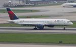 N679DA @ KATL - DAL 752 zx pit-atl - by FloridaMetal