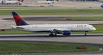 N673DL @ KATL - DAL 752 zx srq-atl - by FloridaMetal
