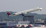 N691CA @ KATL - EDV/DAL CR9 zx atl-tys - by FloridaMetal