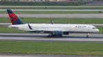N695DL @ KATL - DAL 752 zx orf-atl - by FloridaMetal