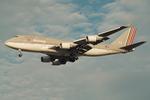 HL7417 @ LOWW - Asiana 747-400