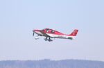 G-MCLE @ EDNY - Cirrus SR22T - by Mark Pasqualino