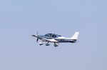 N101ZA @ EDNY - Cirrus SR22 - by Mark Pasqualino