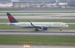 N707TW @ KATL - DAL 752 zx jfk-atl - by FloridaMetal