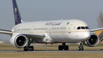 HZ-AR25 @ EHAM - at eham - by Ronald