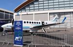 OK-BOB @ EDNY - Beech B300 - by Mark Pasqualino